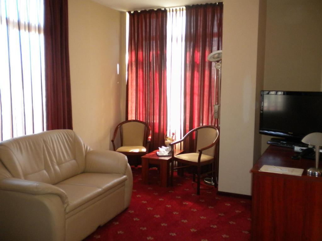 Hotel Ary Cluj-Napoca Exterior photo